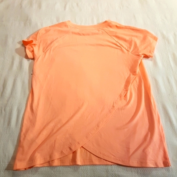 Athleta Girl Tenaci tee girls size 16 - Picture 2 of 6